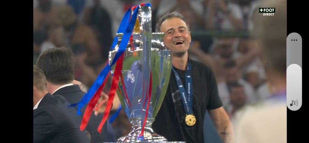 Lire la suite à propos de l’article PSG , VAINQUEUR INCONTESTABLE