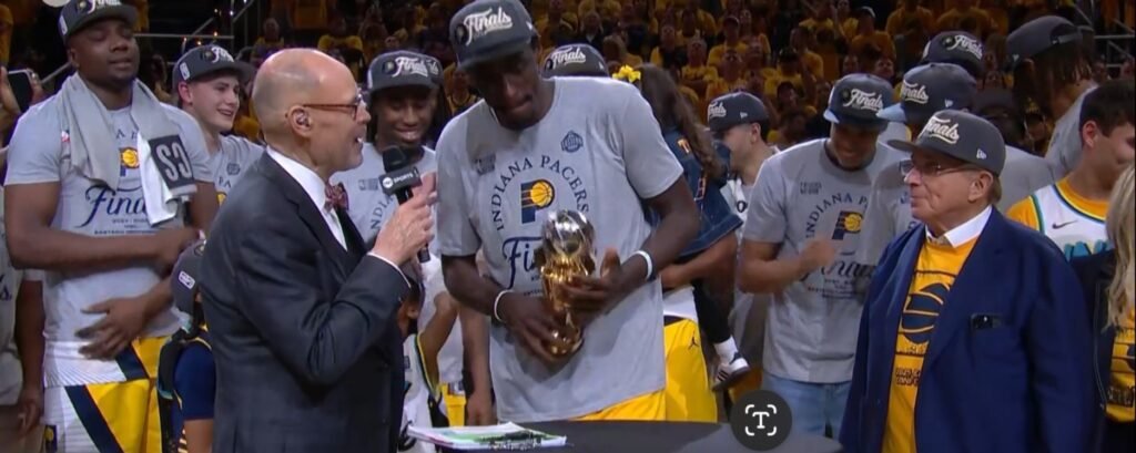 Lire la suite à propos de l’article 🏀 Les Pacers éliminent les Knicks et accèdent à la finale NBA 2025 !