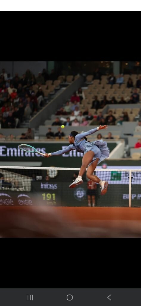 Lire la suite à propos de l’article 🎾 Qui sont Coco Gauff et Carlos Alcaraz, les deux derniers vainqueurs en masculin et féminin de Roland-Garros 2025 ?